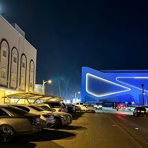 استديو مقابل البوليفارد شقة